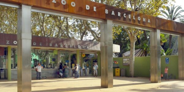 Entrance to Barcelona Zoo