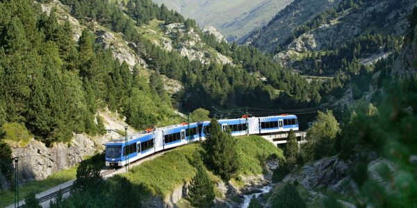 Tren cremallera del Vall de Núria