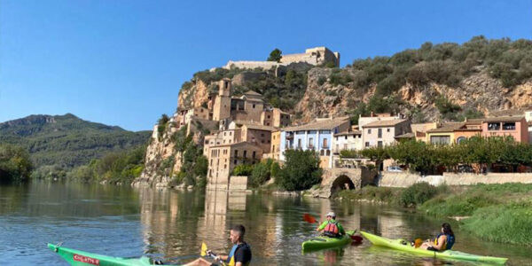 Kajaktour entlang des Flusses Ebro in Richtung Miravet