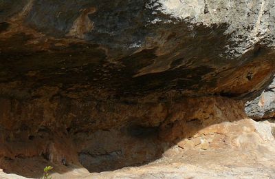 Tour per les pintures rupestres dels Abrics de l'Ermita