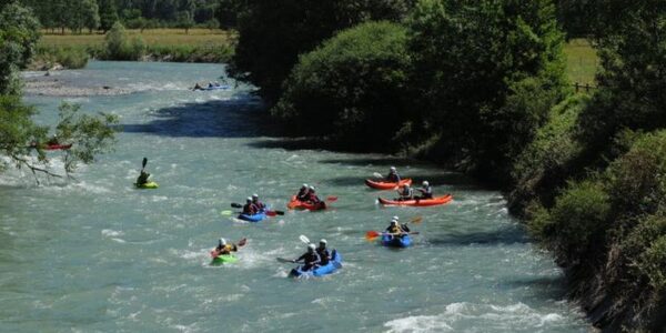 Descenso del río Noguera Pallaresa en kayak