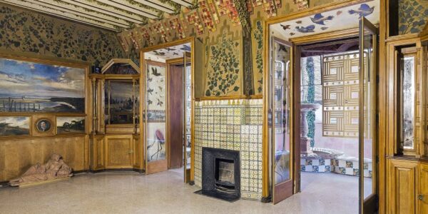 Guided tour of Casa Vicens