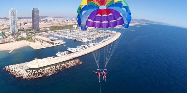 Parasailing in Barcelona