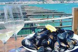 Paddle surf through the mussel beds of San Carlos de la Rápita