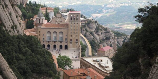 Tour per Montserrat i la Sagrada Família
